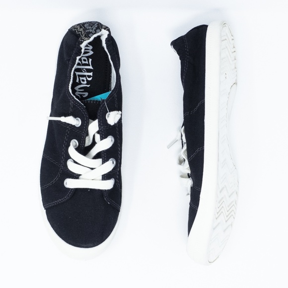 Women's Mad Love Lennie Lace-up Canvas Sneakers - Picture 8 of 8